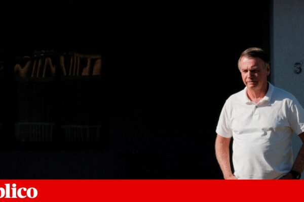 Bolsonaro vai começar a cumprir pena de 27 anos e três meses de prisão
