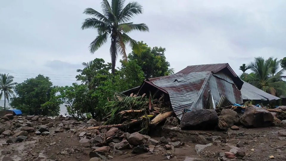 Cheias na Indonésia, Tailândia, Sri Lanka e Malásia matam 673 pessoas