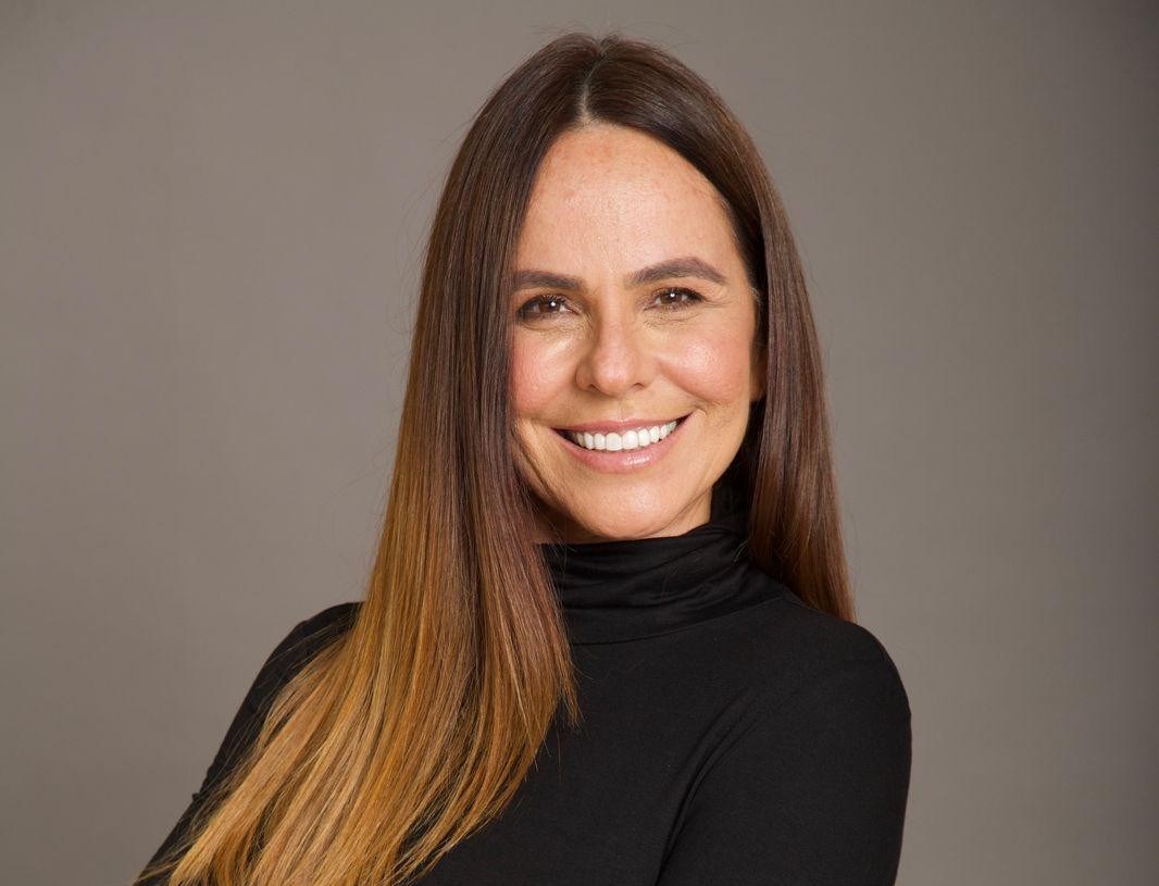 Diretora de novelas brasileiras de sucesso, Teresa Lampreia lança livro em Lisboa