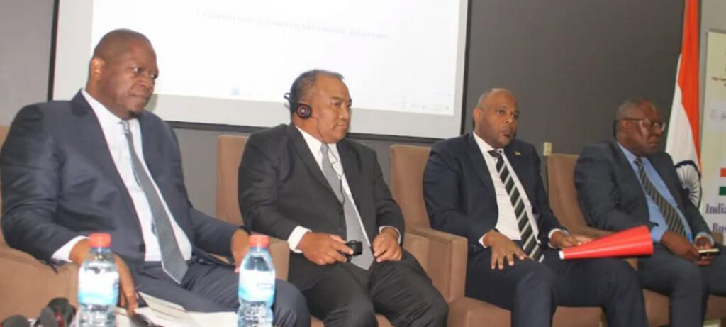 Empresários indianos interessados em investir nas áreas de energia e extração de gás natural em Moçambique   