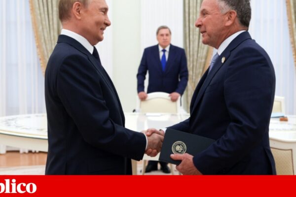 Enviado de Trump vai a Moscovo falar sobre o plano de paz dos EUA para a Ucrânia