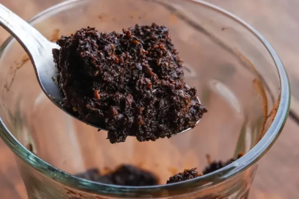 Está a desperdiçar o potencial das borras de café! Eis as 5 utilidades