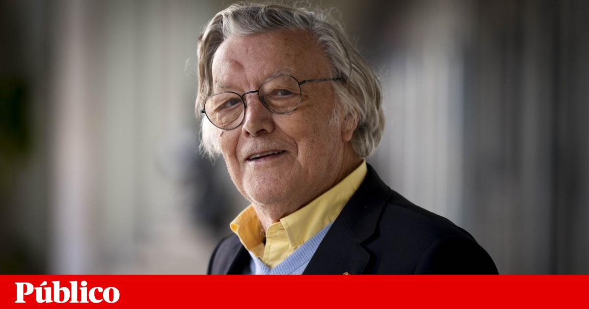 “Esta farsa do 25 de Novembro é das coisas mais inacreditáveis da História de Portugal”