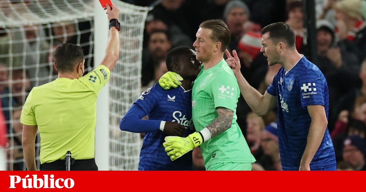 Everton leva Manchester United de Rúben Amorim ao “tapete”