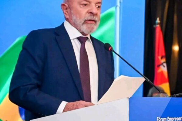 Fórum Empresarial: “Moçambique precisa de estabilidade para atrair investimentos” – Lula da Silva