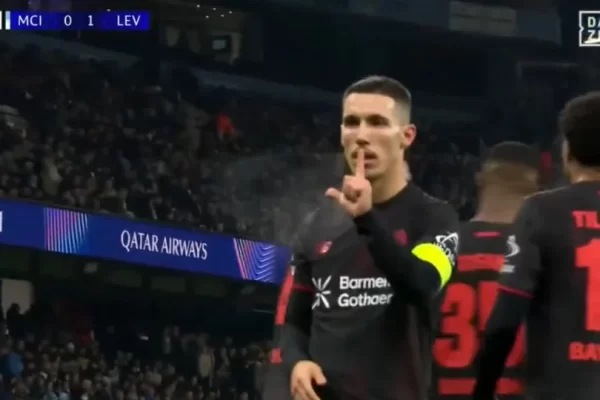 Grimaldo voltou a marcar na Liga dos Campeões e tramou Manchester City