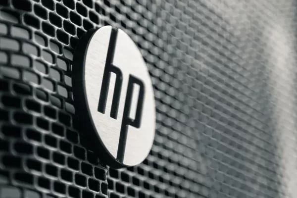 HP vai eliminar até 6 mil empregos com Inteligência Artificial