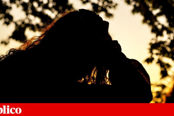 Mais de duas em cada dez mulheres numa relação sofreram violência. As mais novas reportam mais