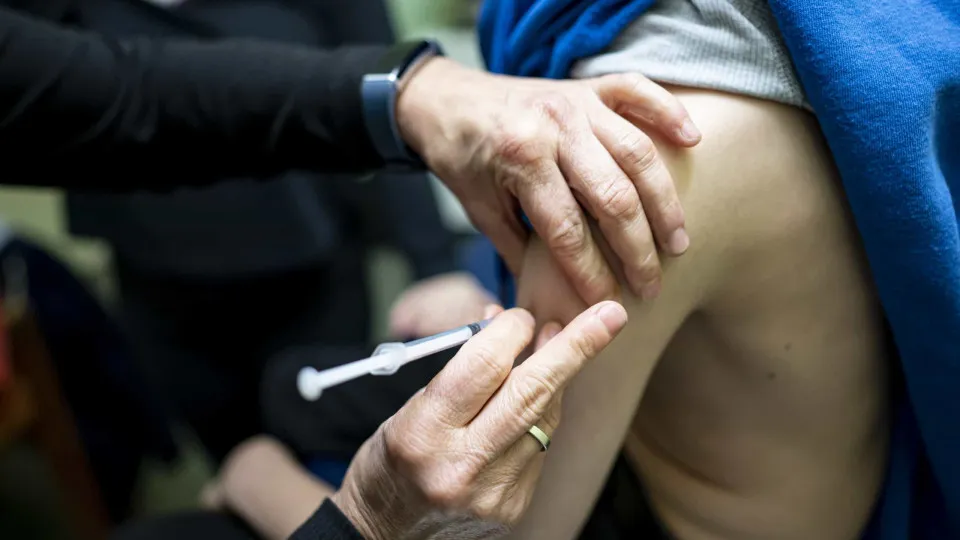 Mais de um terço das crianças com 6 a 23 meses já vacinadas contra a gripe