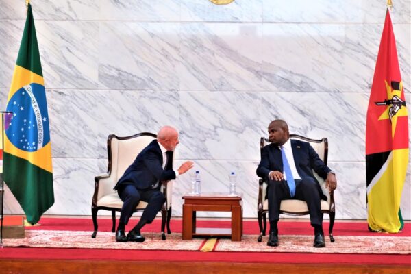 Moçambique e Brasil reforçam cooperação nas áreas de produção e diplomacia