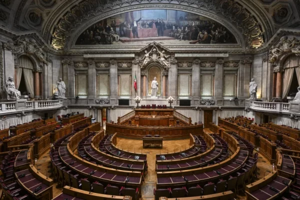 OE2026. PSD acusa Chega de ser "portageiro do PS"