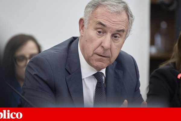 PSD confiante na aprovação de estatuto de apátrida “despido de ideologia”