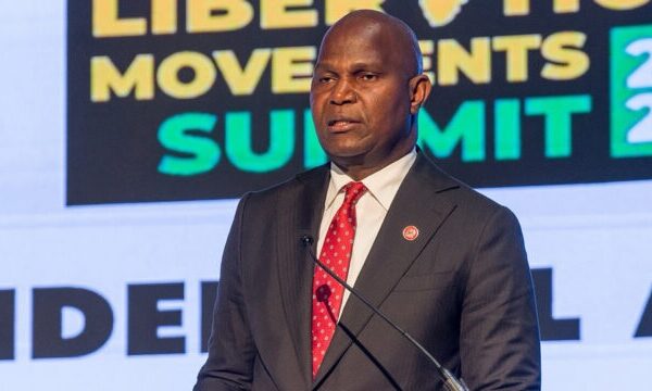 Partidos dos movimentos libertadores da África Austral devem estar atentos aos desafios do cenário político actual- Presidente da Frelimo