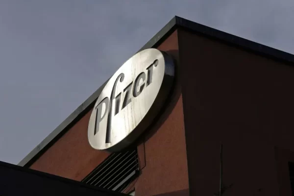 Prémios Pfizer distinguem medicina personalizada contra cancro