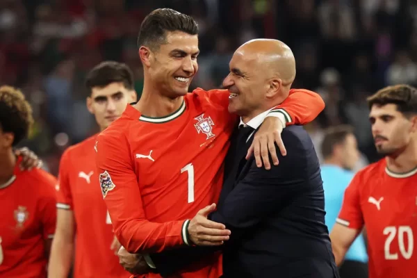 Roberto Martínez explica aposta em Cristiano Ronaldo: "É simples..."