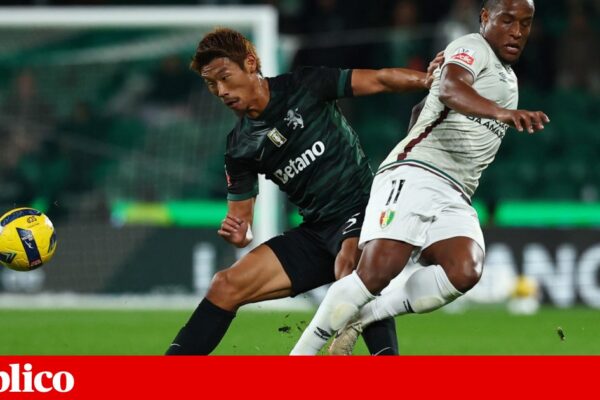 Sporting goleia Estrela da Amadora a caminho da Luz