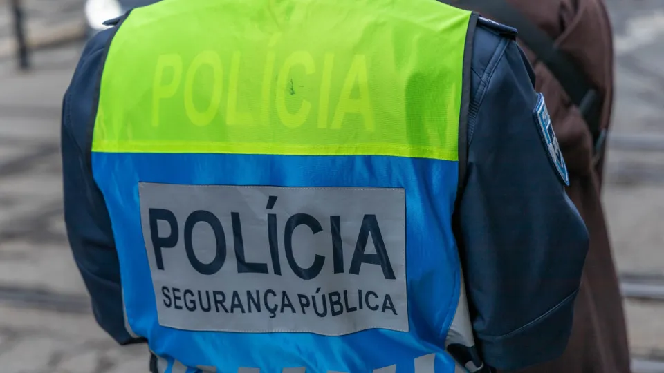 Vítima "desesperada com estado de saúde" burlada com "tratamento divino"