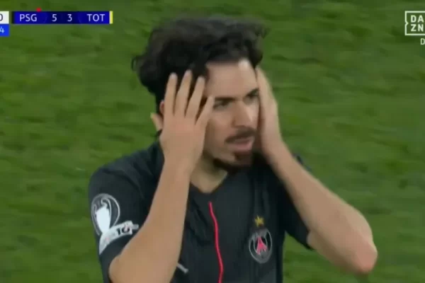 "Vitinha, Vitinha, Vitinha". Adeptos do PSG rendidos à magia portuguesa