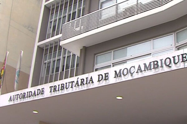 AT busca soluções para aumentar receita fiscal
