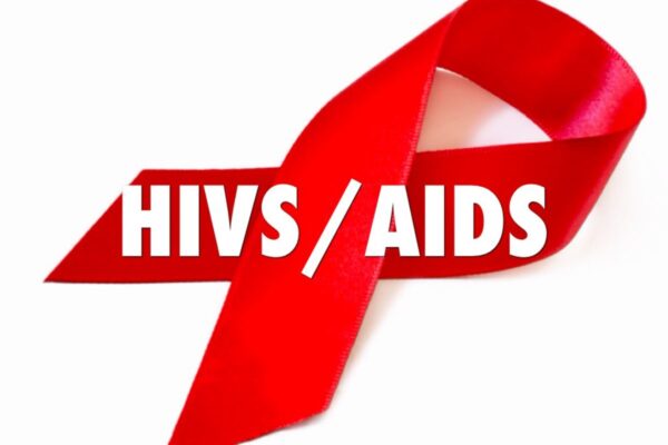 Brasil elimina transmissão do HIV de mãe para filho