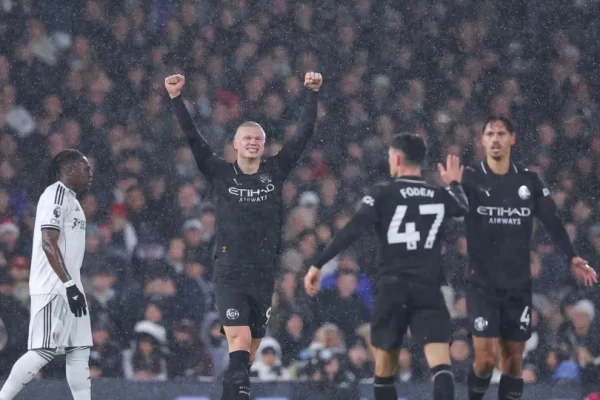 EM DIRETO: Fulham enfrenta Manchester City na abertura da 14.ª jornada