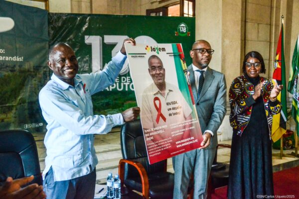 EM MAPUTO: Cerca de 174 mil pacientes activos em tratamento antirretroviral