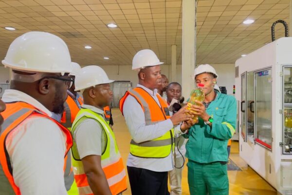 Governador de Maputo monitora produtos alimentares para quadra festiva
