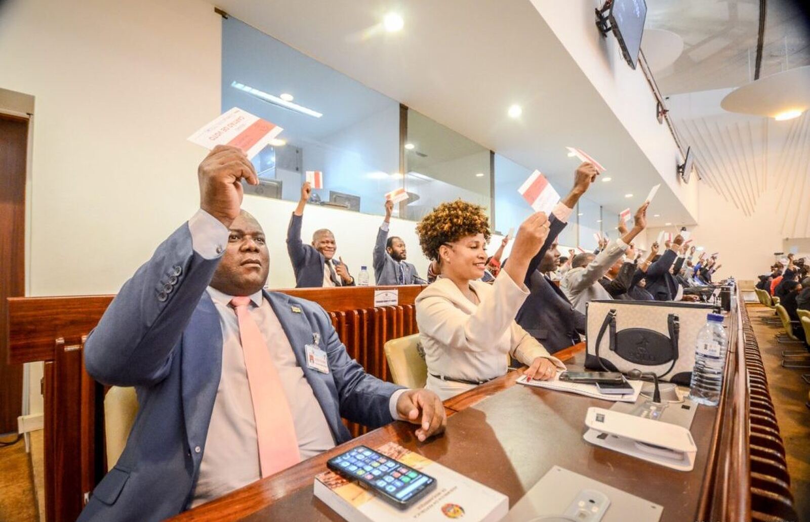 Governo aprova prorrogação da taxa do Imposto sobre Consumo Específico para até 2027