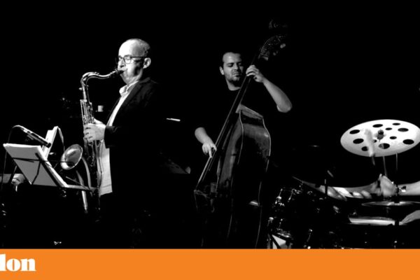 João Paulo Esteves da Silva volta a gravar em quarteto, 30 anos depois, com <em>País Distante</em>
