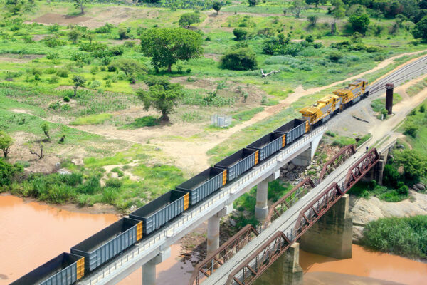 Moçambique acolhe reunião tripartida do projecto de conectividade
