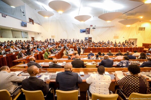 PR submete ao Parlamento leis que criam a Inspecção-Geral do Estado e a Inspecção-Geral de Segurança Alimentar e Económica