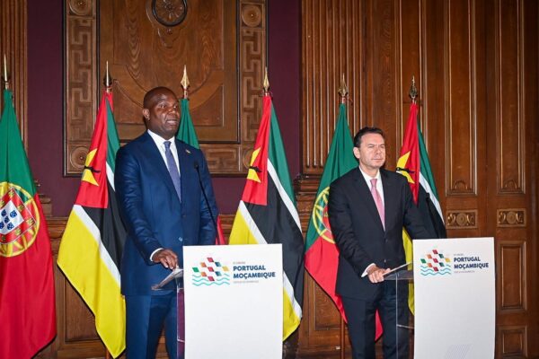 Portugal e Moçambique assinam 22 memorandos de cooperação