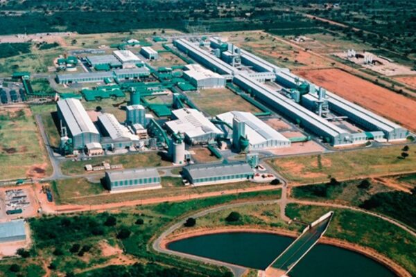 Última horaː Mozal suspende operações em Moçambique a partir de Março de 2026