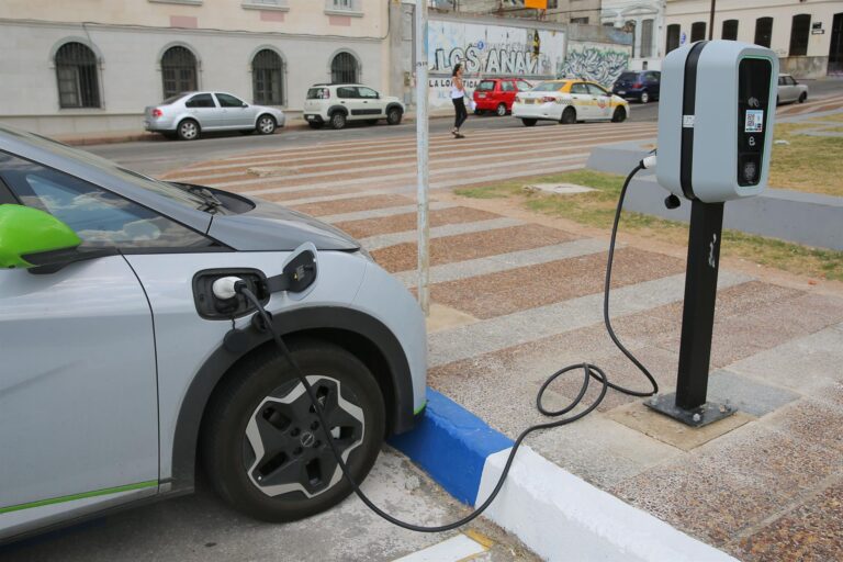 VIATURAS ELÉCTRICAS: Importação isenta de direitos aduaneiros