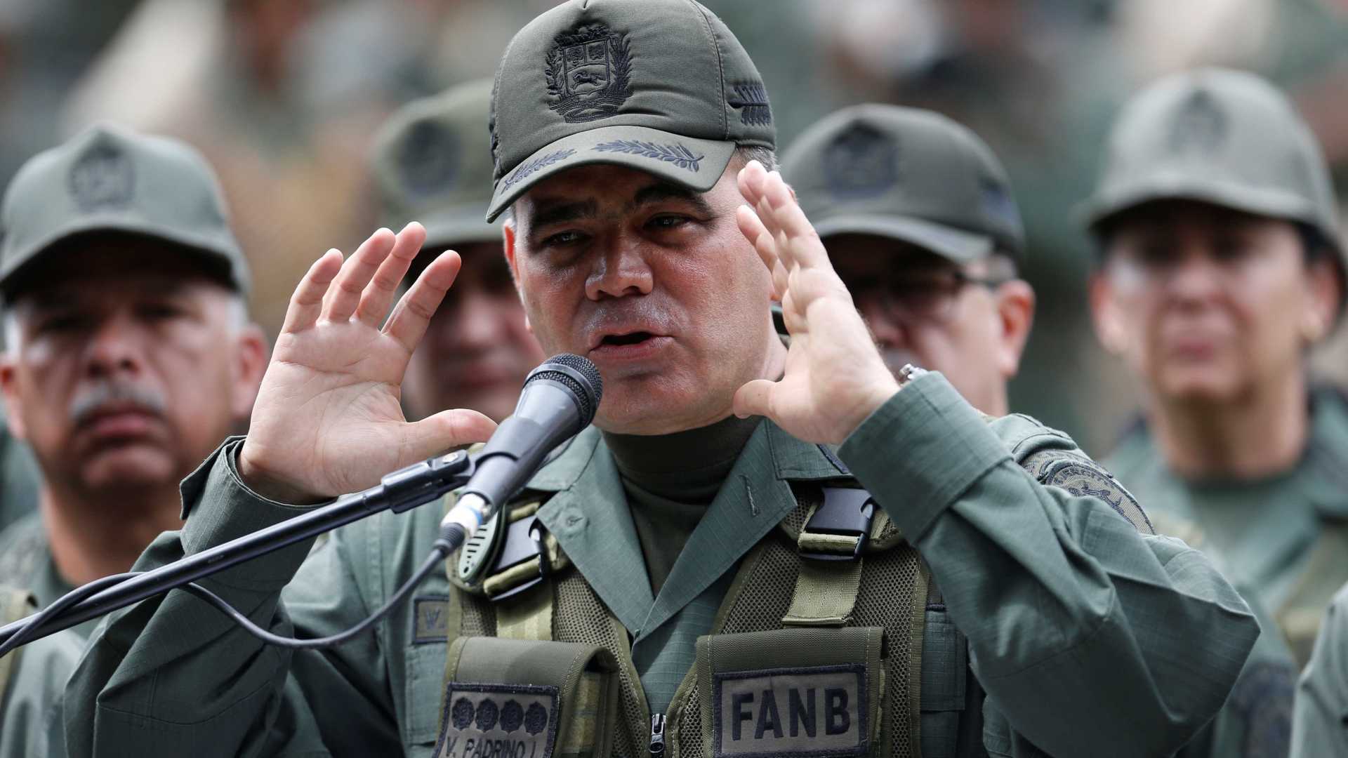 Venezuela afirma determinação para lutar por liberdade "com armas"