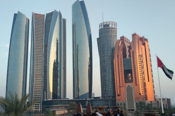ABU DHABI: O lado bom do petróleo e gás