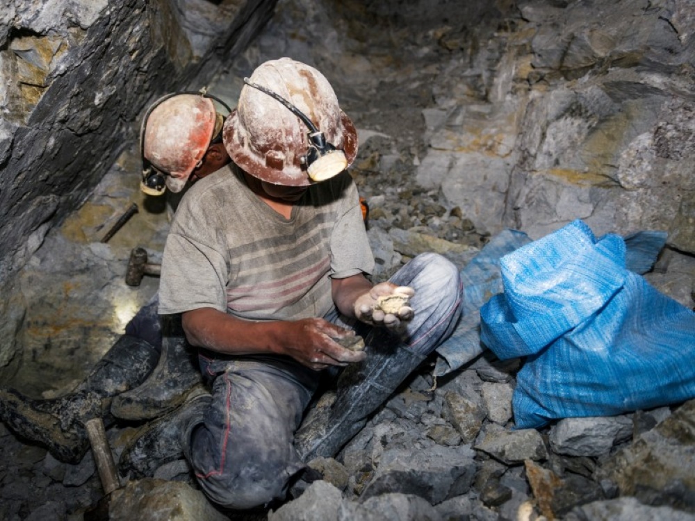 MANICA: Seis empresas têm aval para retomar mineração
