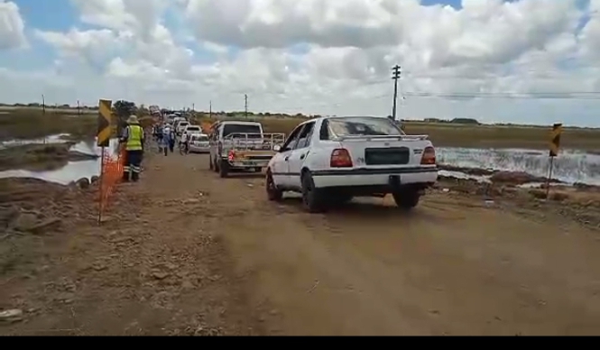 Reaberto tráfego na estrada N -1 entre 3 de Fevereiro e Incoluane