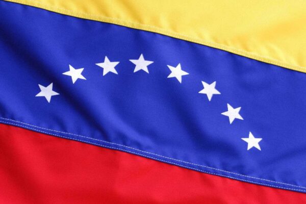 Tiros da polícia contra drones perto de palácio presidencial de Caracas