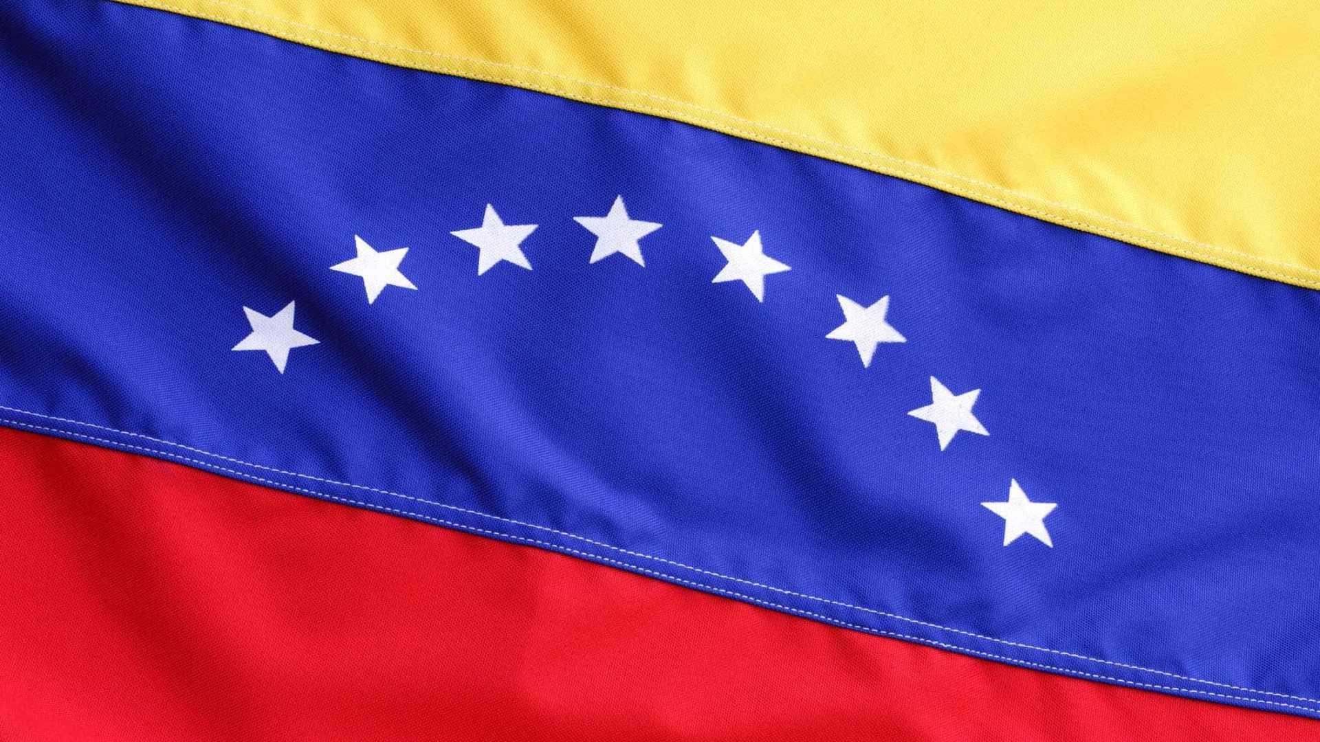 Tiros da polícia contra drones perto de palácio presidencial de Caracas