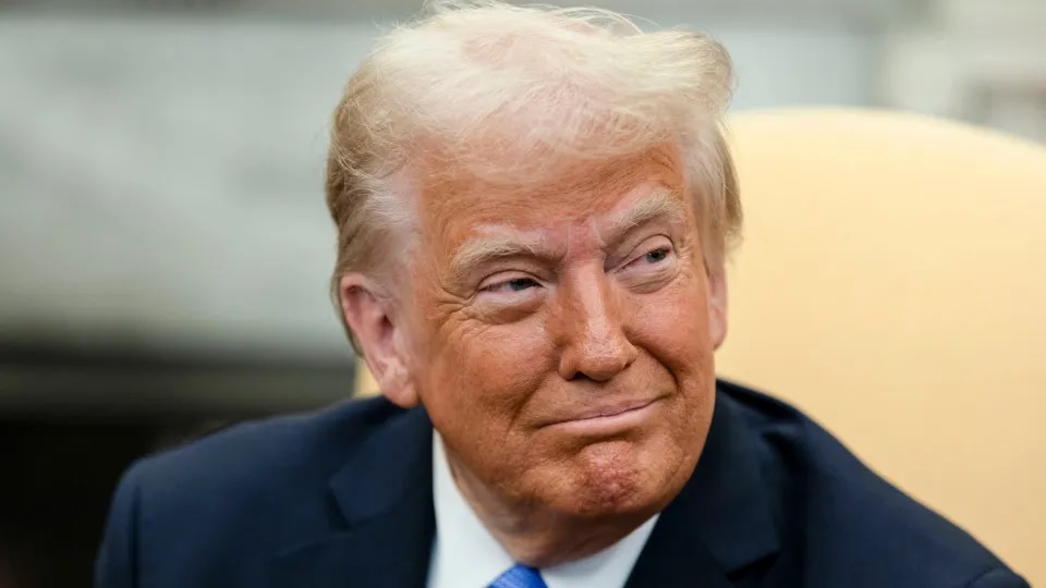 Trump garante: Presidente interina da Venezuela está a cooperar com EUA