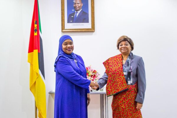 Angola propõe maior cooperação institucional com parlamento moçambicano