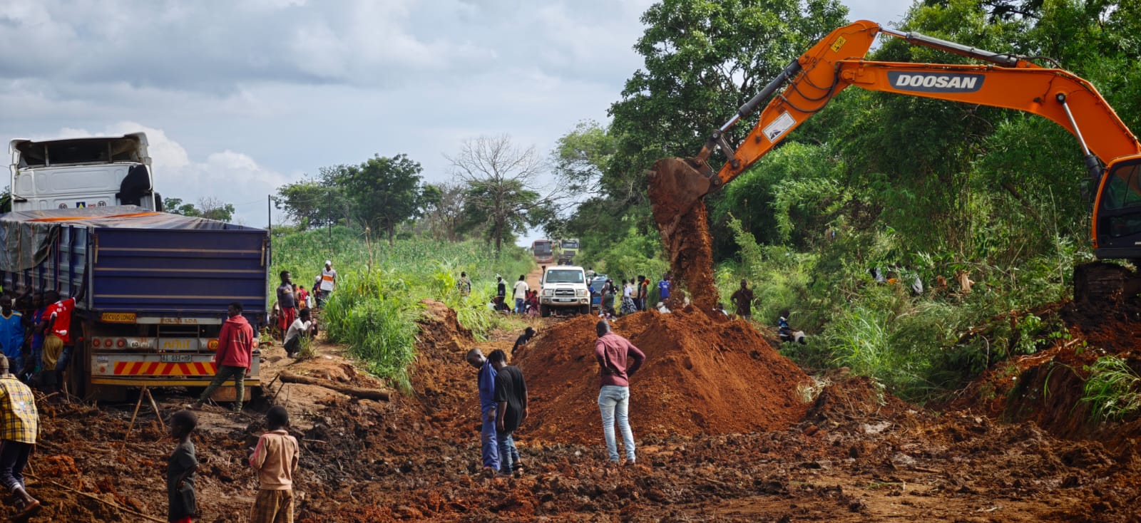 Arrancam obras na estrada Montepuez – Nairoto