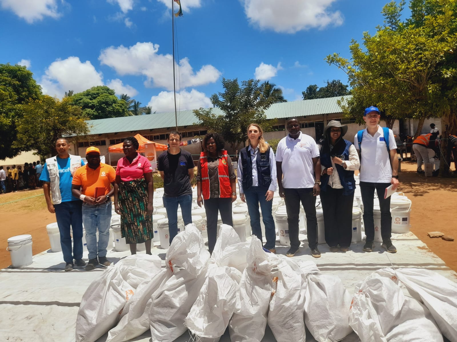 Famílias vulneráveis recebem assistência