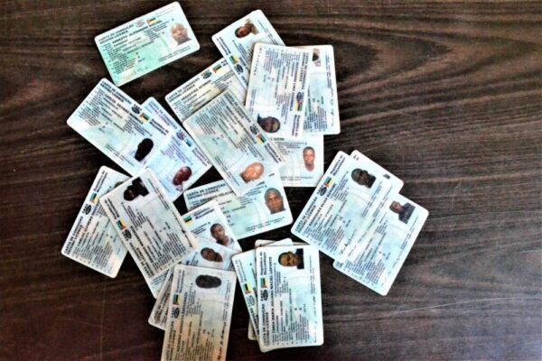 Governo fixa Março como limite para regularizar cartas de condução