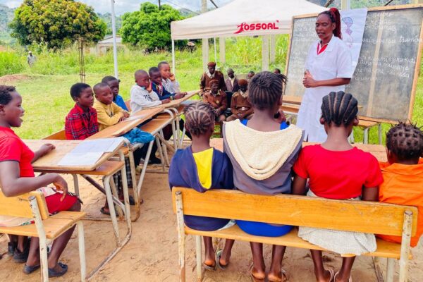 Manica quer expansão do ensino bilingue