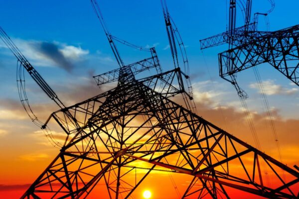 Aprovado decreto para produção e transporte de energia 