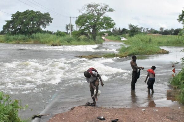 Chuva influencia subida dos níveis dos rios