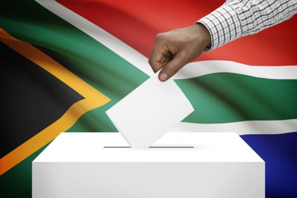 Comissão Eleitoral sul-africana necessita de mais de 2 mil milhões de rands para autárquicas