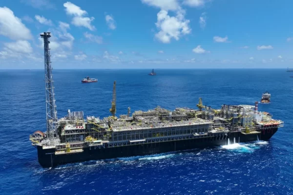 G7 recorre a reservas estratégicas de petróleo diante da alta dos preços de energia